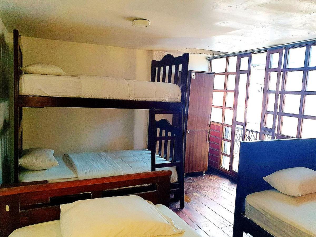 Hostal Inti Raymi Backpackers Baños Buitenkant foto